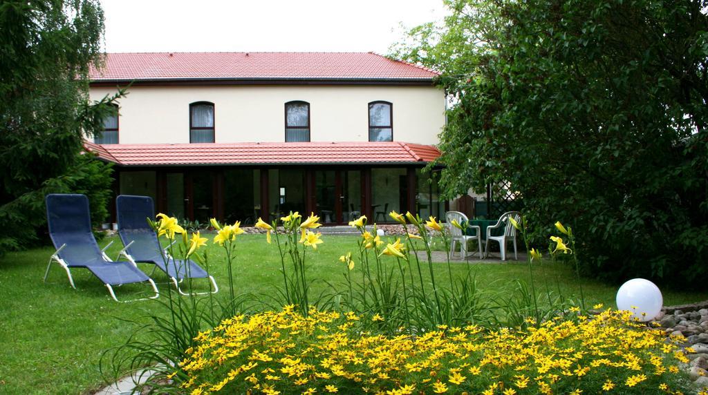 Landhaus Heinrichshof Juterbog Exterior photo